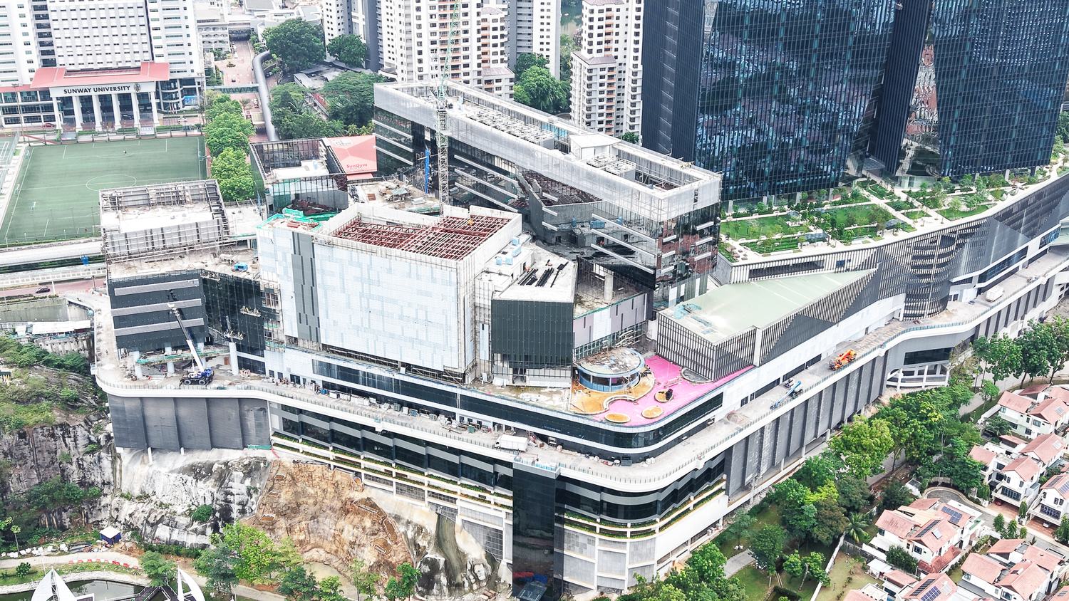 Sunway South Quay Square Corporate Towers project image 03